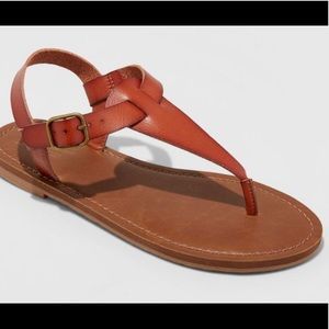 Universal Thread brown sandals 8.5